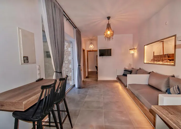 Kallisti Retreats Luxury Вилла