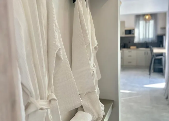 Kallisti Retreats Luxury Vrachonisides Nisaki